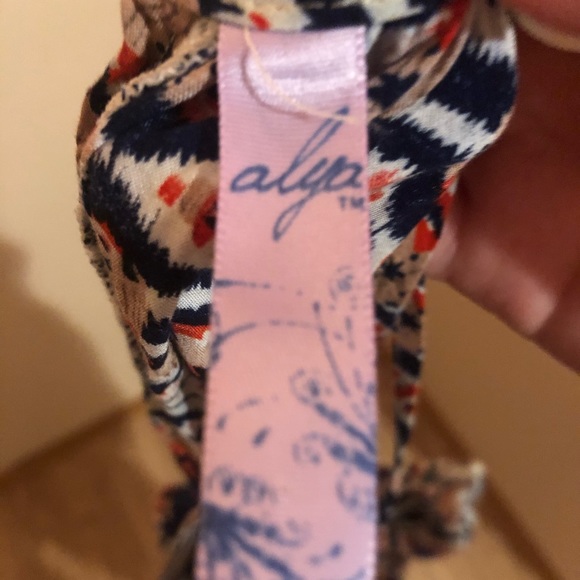 Cute designed tank - Picture 3 of 4